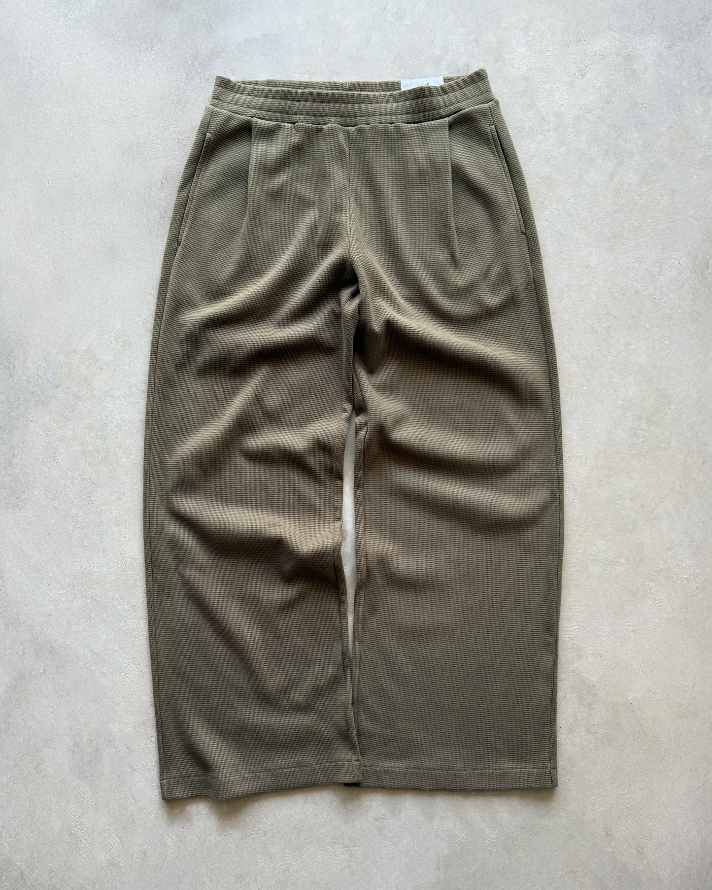 PLEATED WAFFLE KNIT LOUNGE PANTS (GREEN)