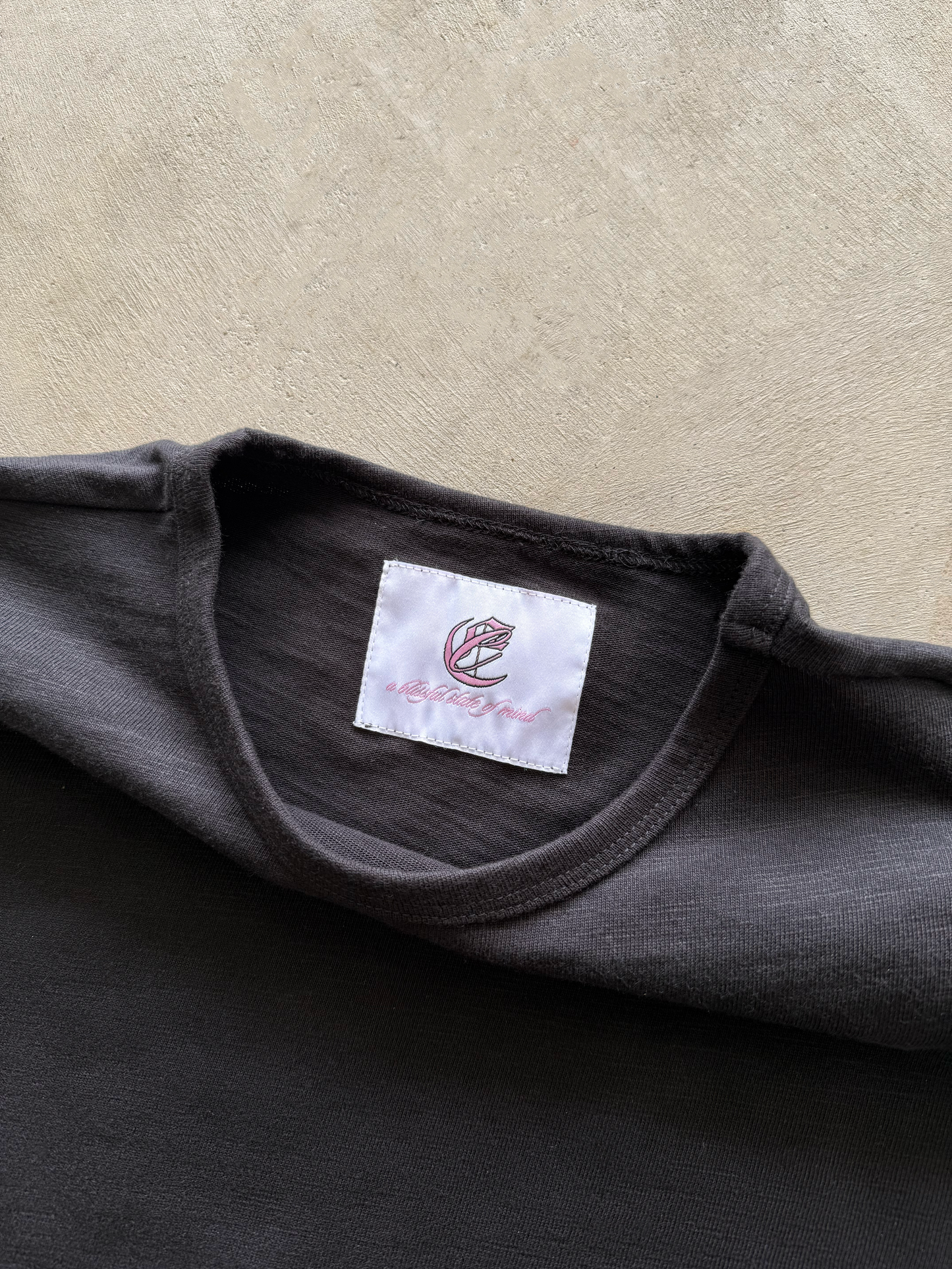 HEAVYWEIGHT FITTED SLUB TEE (BLACK)