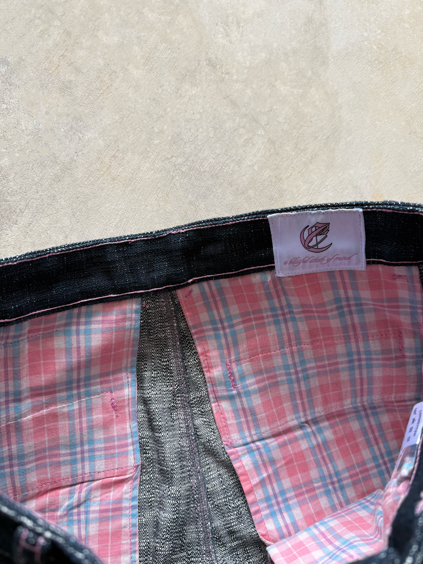 19OZ JAPANESE SLUB SELVEDGE DENIM (INDIGO W/ PINK STITCH)