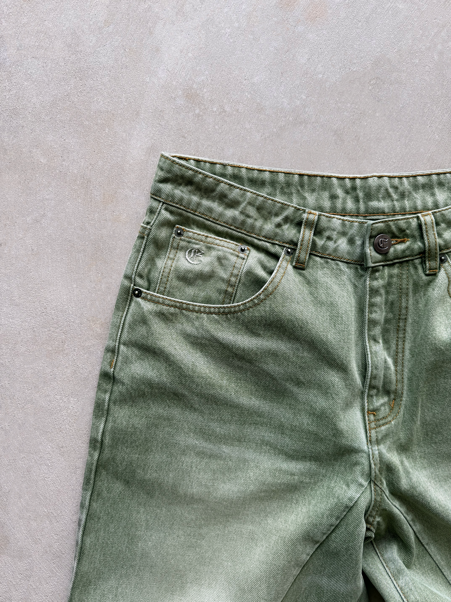 JAPANESE BAGGY DENIM (MOSS GREEN)