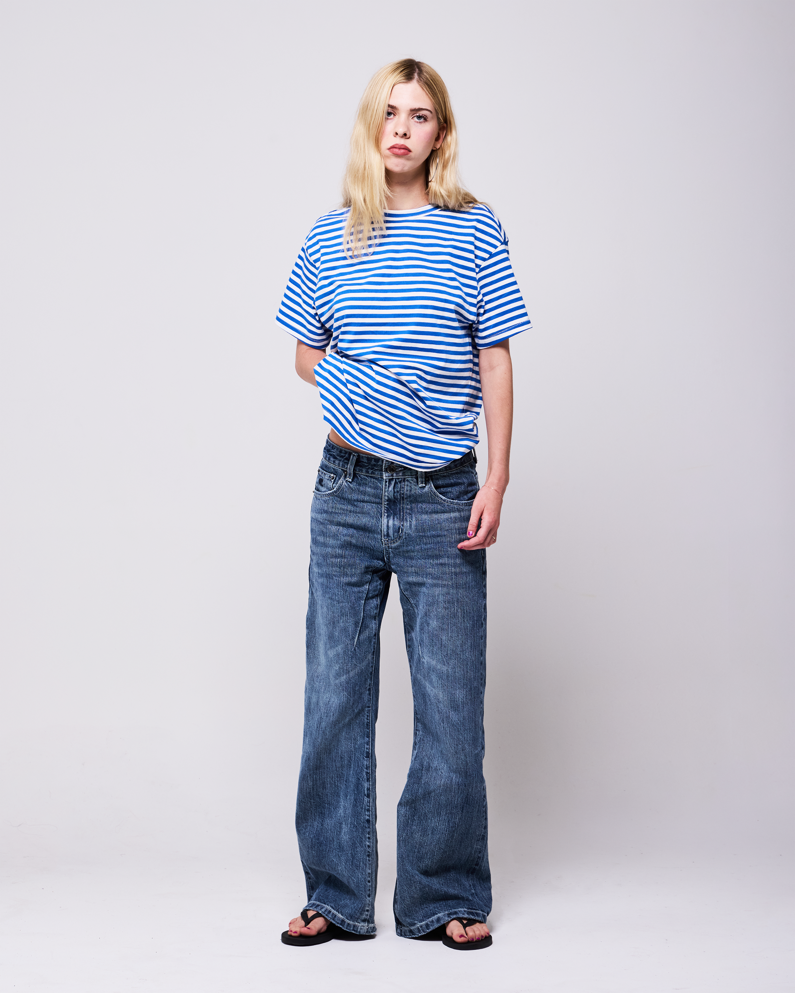 STRIPES FITTED TEE (BLUE)