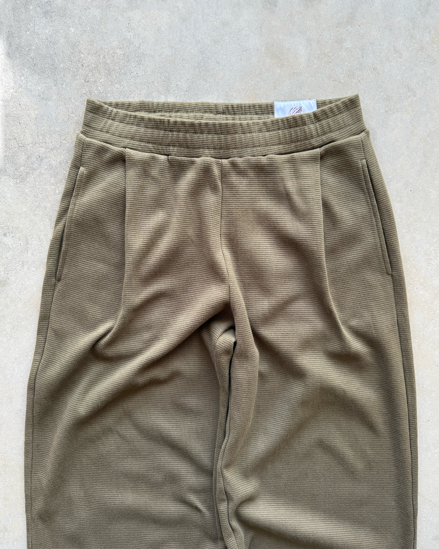 PLEATED WAFFLE KNIT LOUNGE PANTS (GREEN)