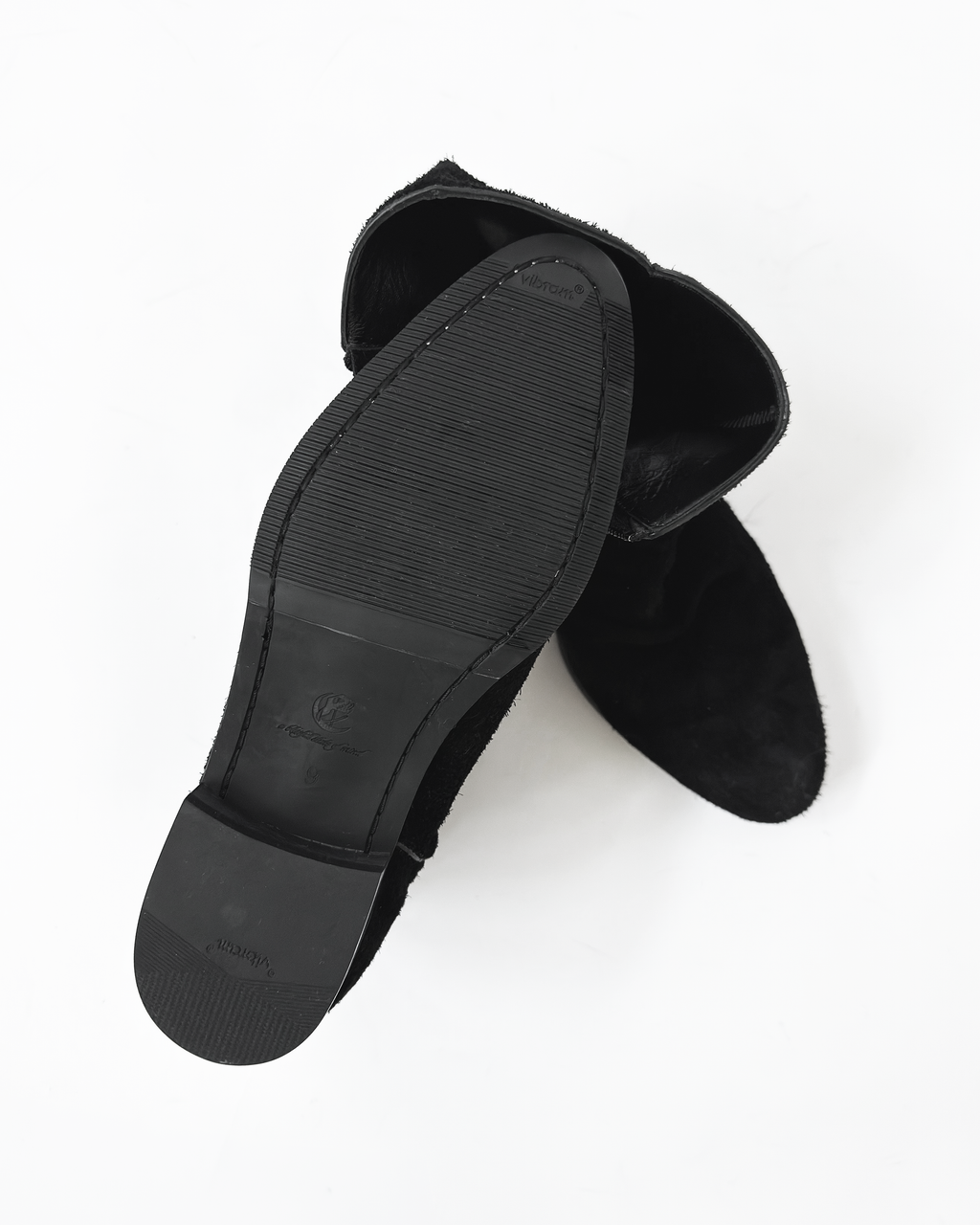 LONG HAIR SUEDE BOOTS (BLACK)