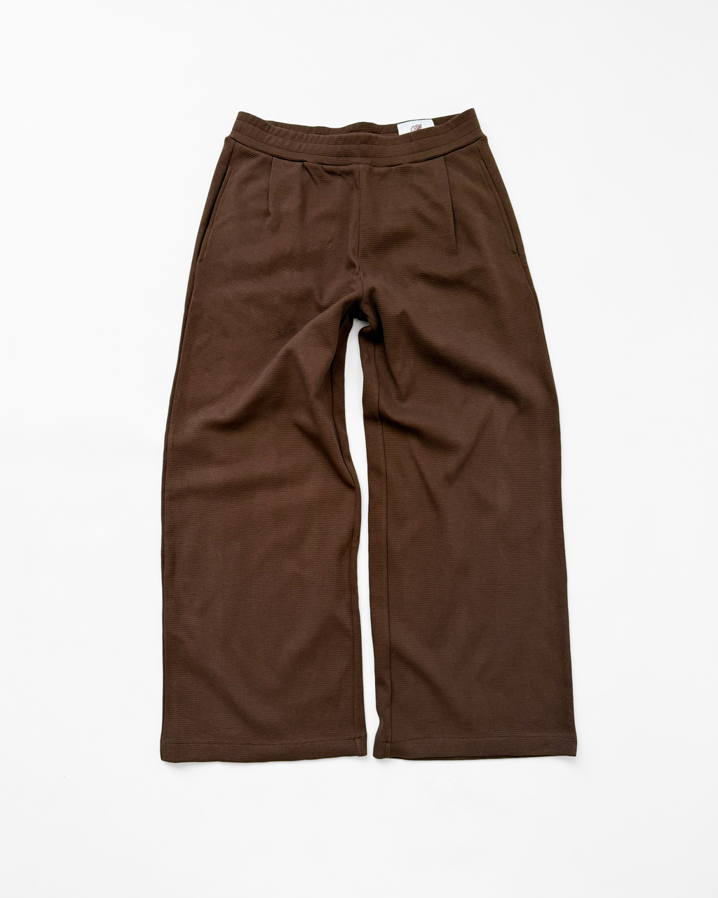 PLEATED WAFFLE KNIT LOUNGE PANTS (BROWN) - ELYSIAN
