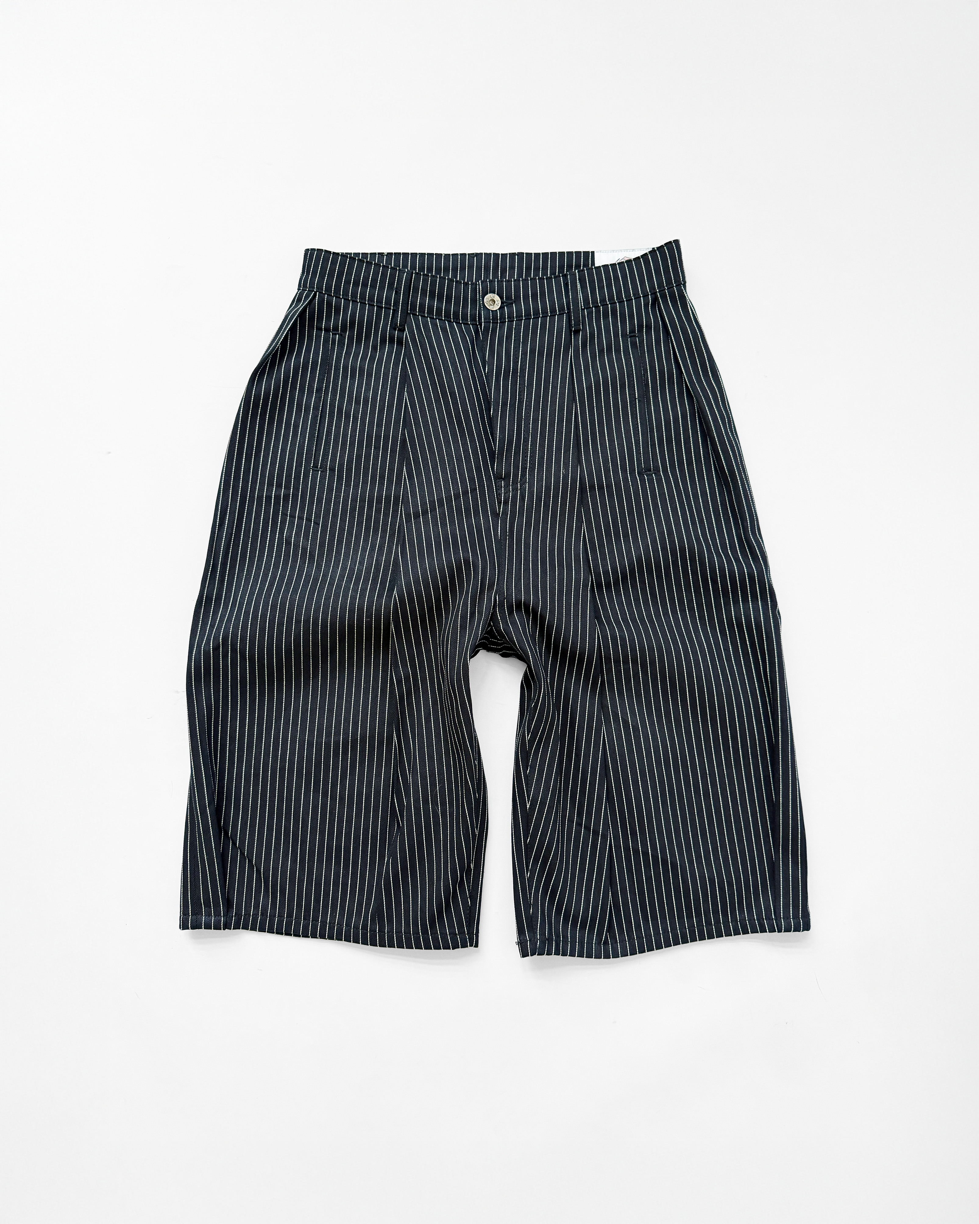 PLEATED PINSTRIPES CAPRIS