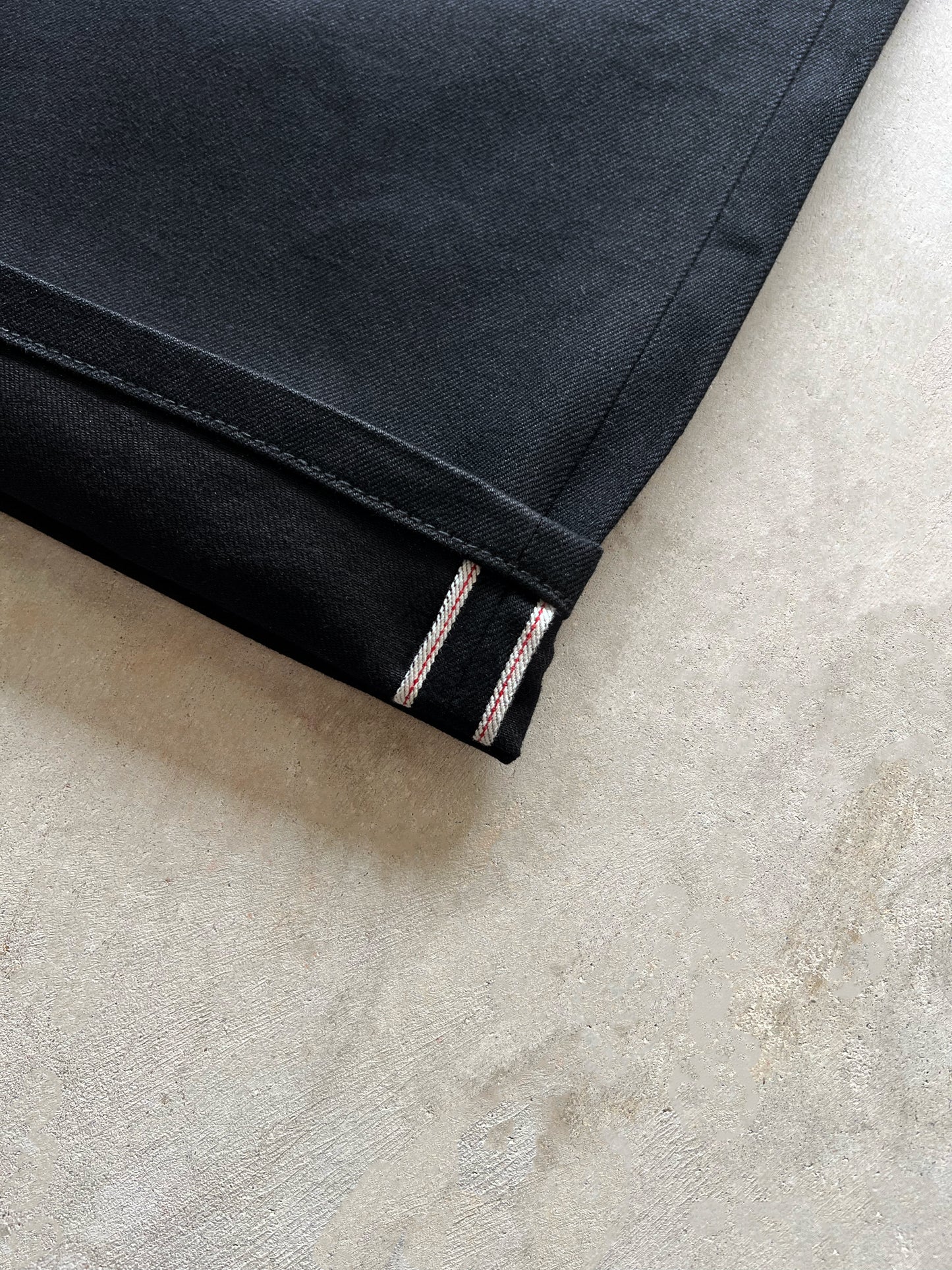 JAPANESE SELVEDGE BAGGY DENIM (JET BLACK)