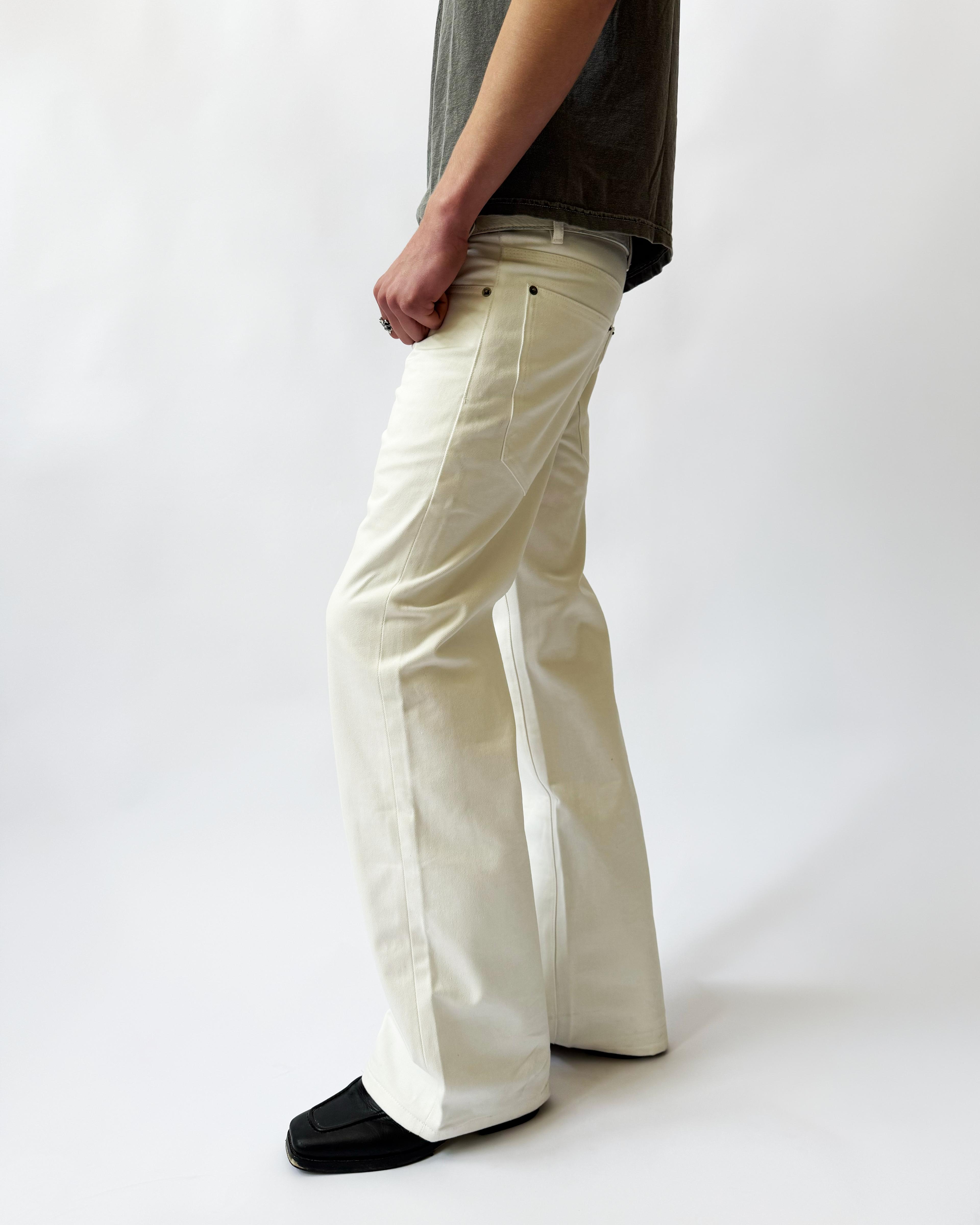 JAPANESE SELVEDGE BOOTCUT DENIM (CREAM)