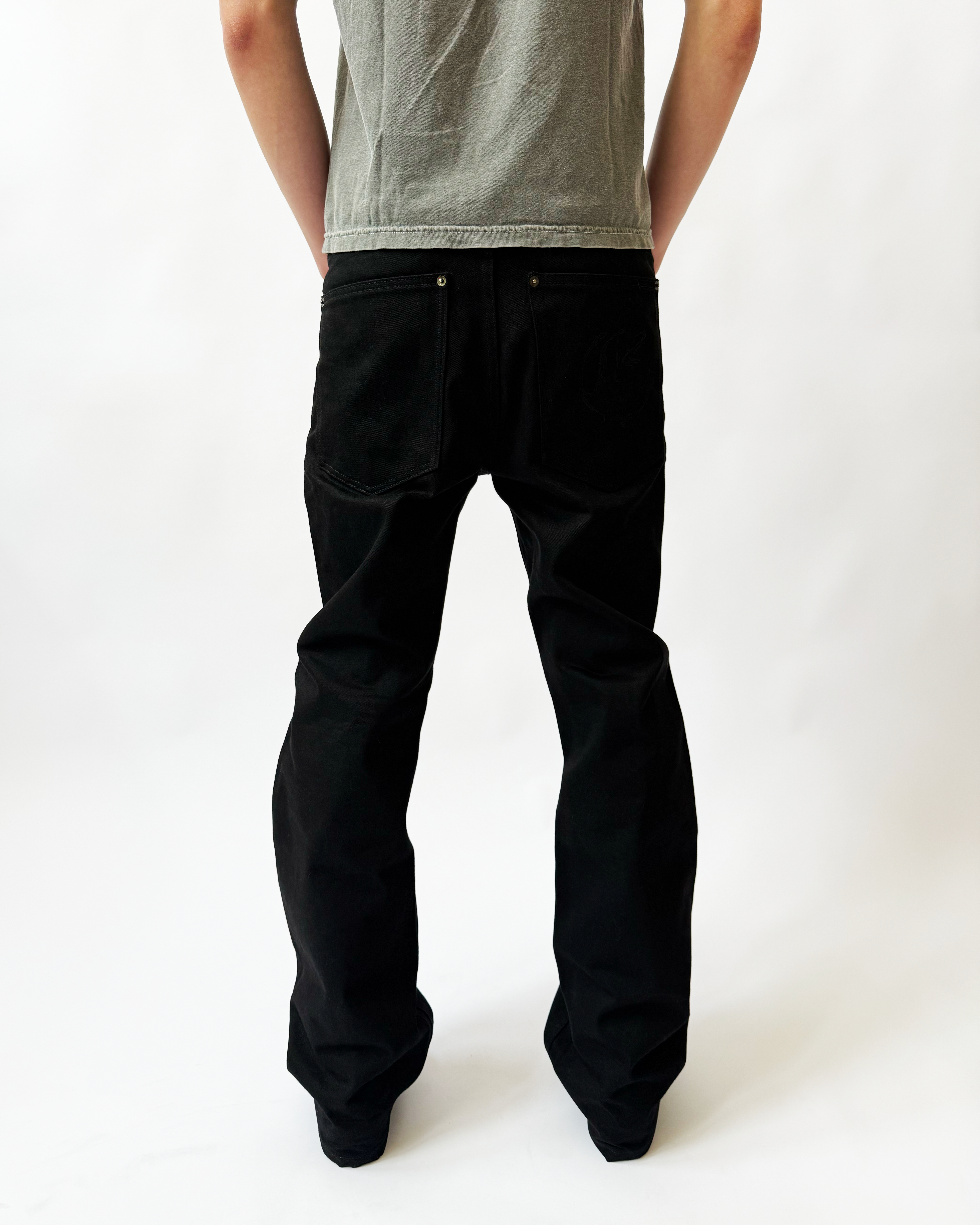 JAPANESE SELVEDGE BOOTCUT DENIM (JET BLACK)