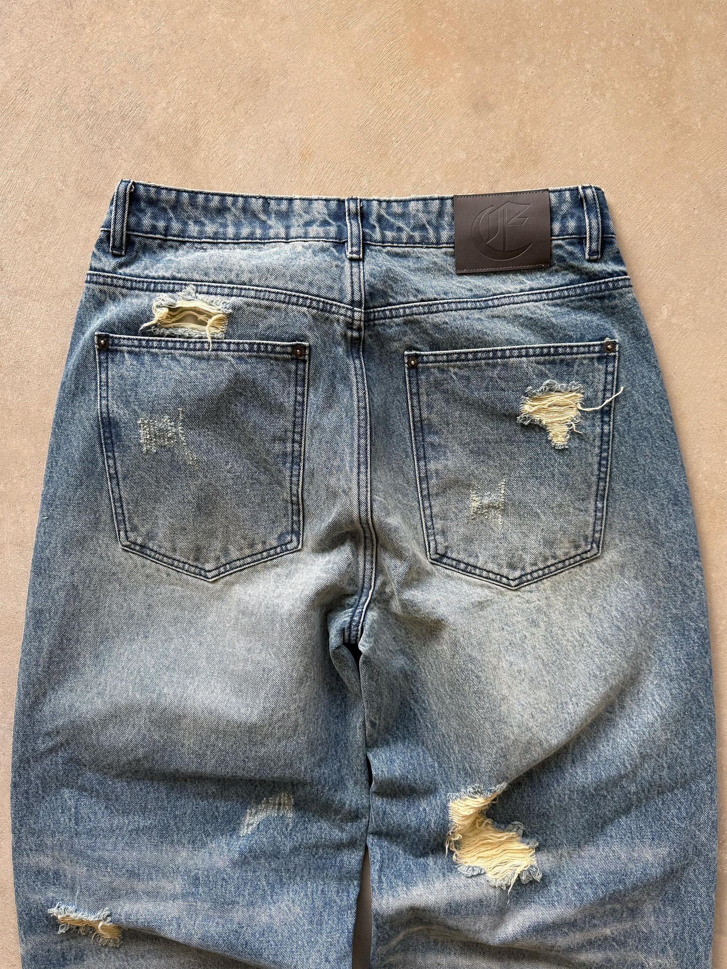 JAPANESE DISTRESSED DENIM (BLUE)