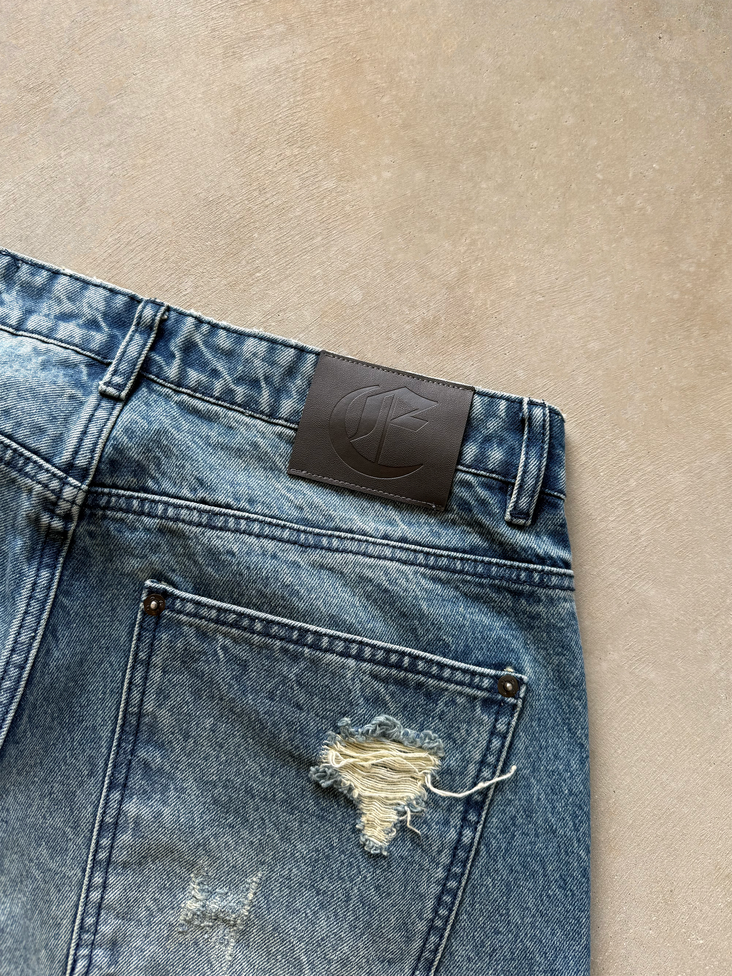 JAPANESE DISTRESSED DENIM (BLUE)