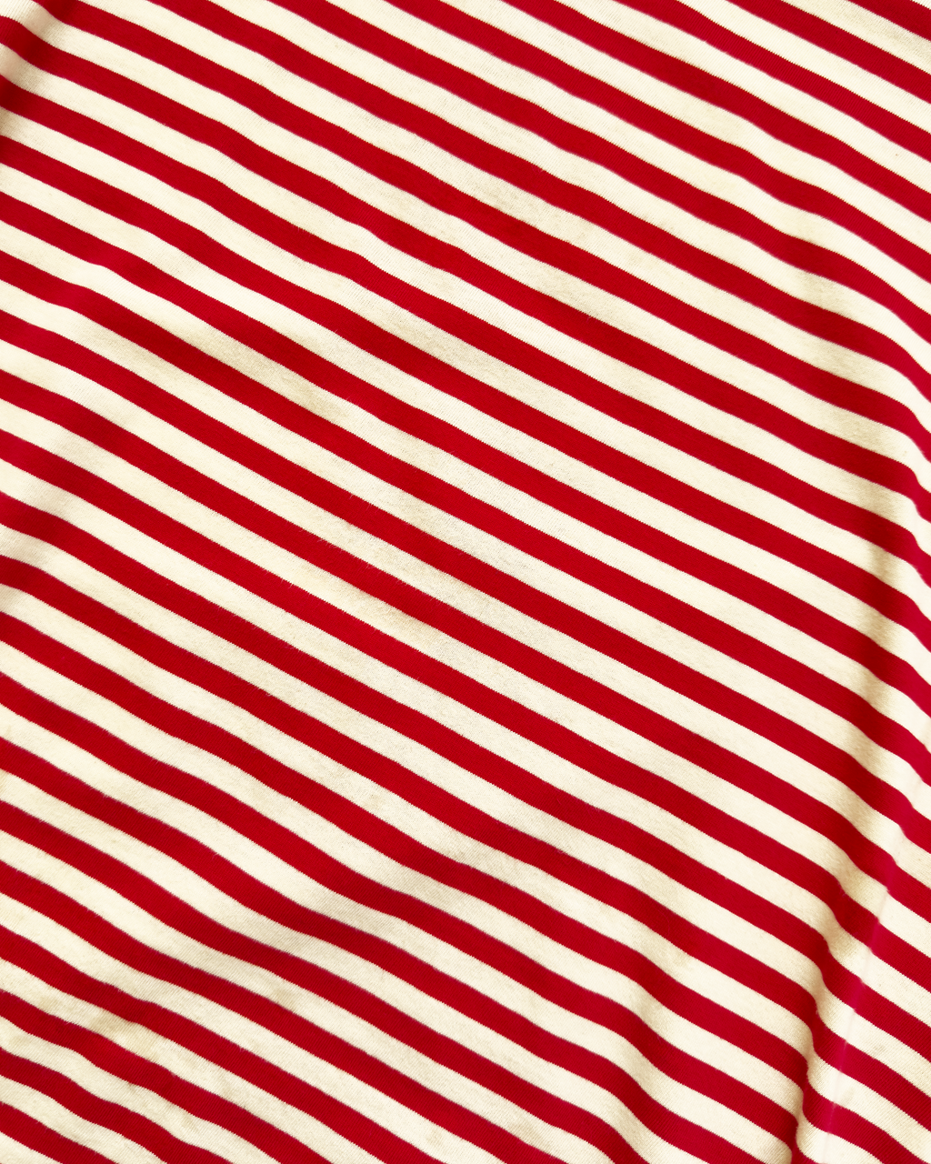 STRIPES FITTED TEE (RED)