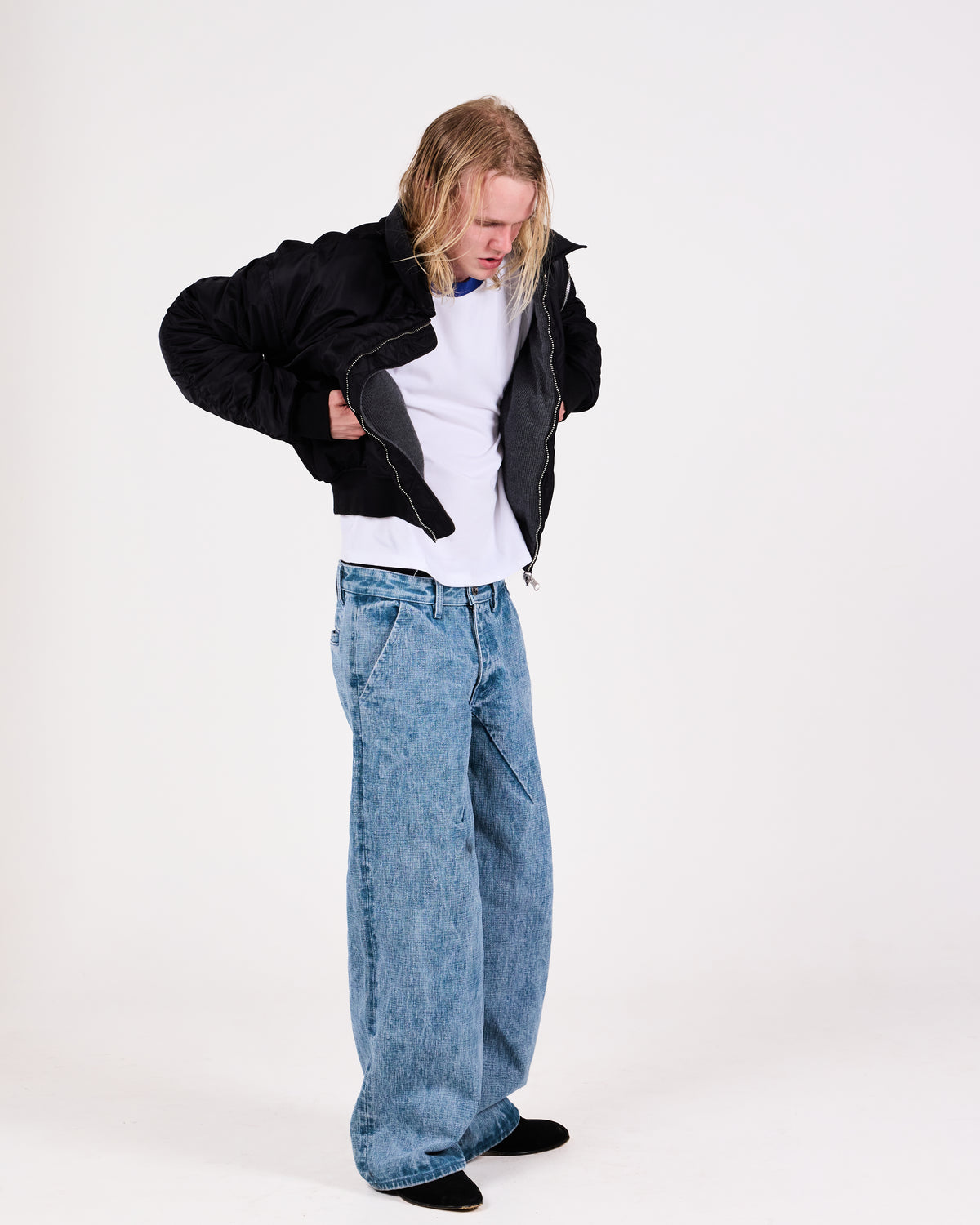 REVERSIBLE BOMBER JACKET (BLACK)