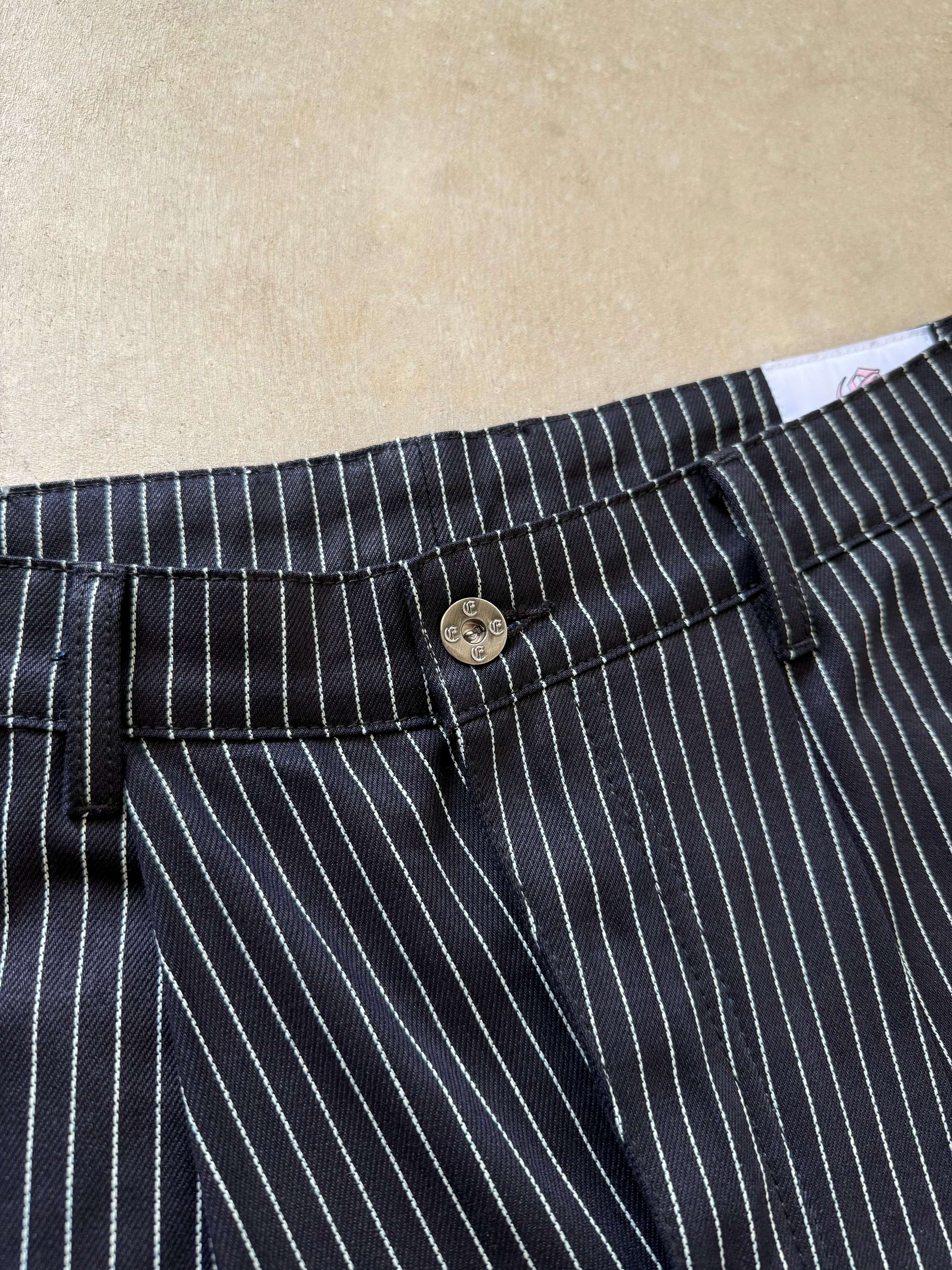 PLEATED PINSTRIPES CAPRIS